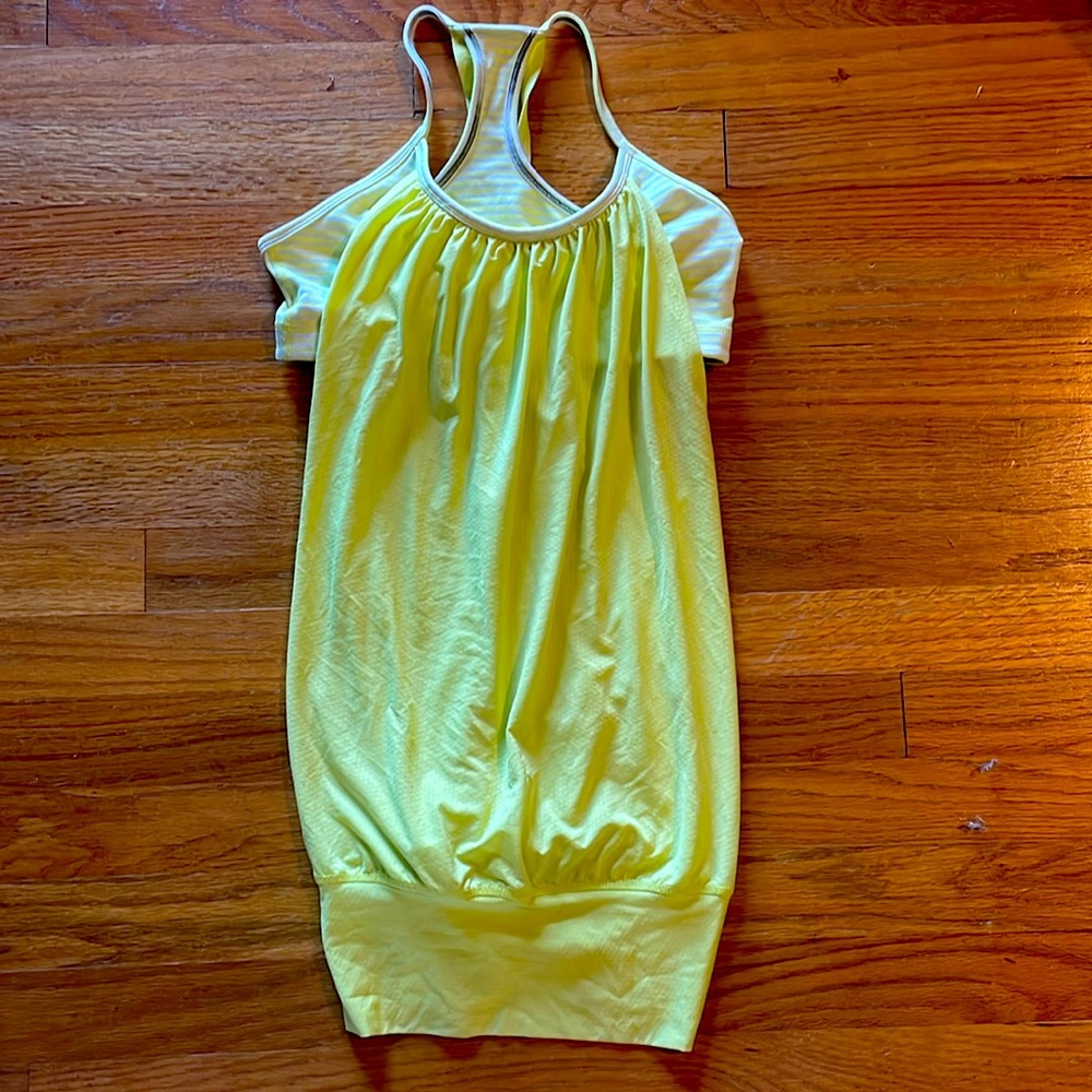 Lime green lululemon sports bra shirt